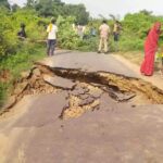 People going from Gandhinagar to Latifshah should be careful, the road there can collapse anytime