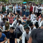 There is uproar in the country over the Kolkata incident, doctors in Lucknow go on strike