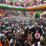 Huge crowd gathered at Banke Bihari temple, a Mumbai based devotee died due to 'suffocation'