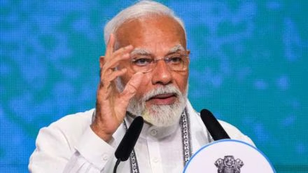 PM Modi banned lateral recruitment after controversy, Commerce Department wrote a letter to UPSC