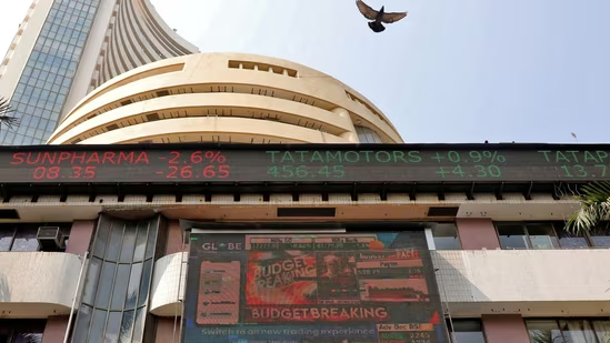 Sensex Falls 54 Points, Nifty at 24,680