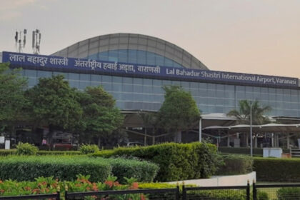 A woman was stealing a 6-day-old baby from Varanasi airport, she said she bought it for Rs 50,000, she was caught before going to Bengaluru