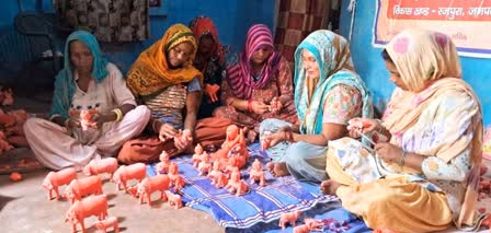 Laddu Gopal idols have changed the fate of women, demand for them is coming from all over the country