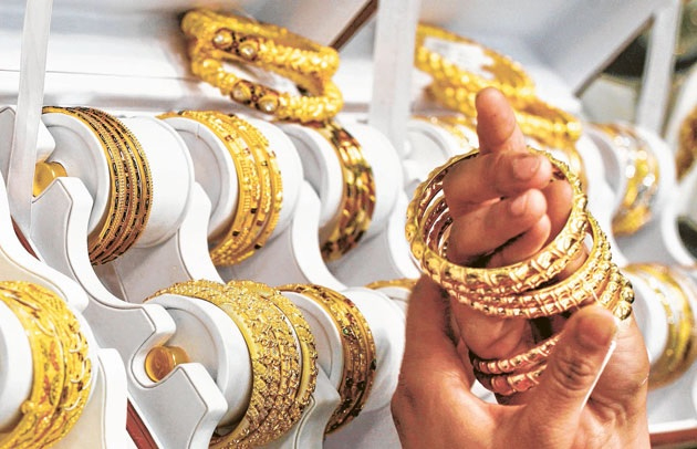 Bullion market witnessed a downward trend on Janmashtami, the price of gold and silver decreased