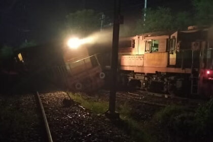 Goods train and engine collided in Raebareli, two people including loco pilot injured