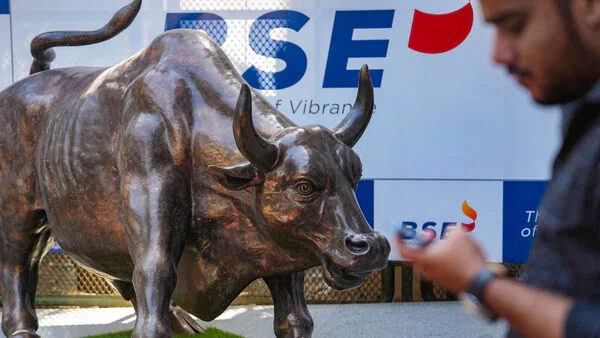 Stock Market Opens Flat: Sensex Down 55 Points, Nifty Over 25,000