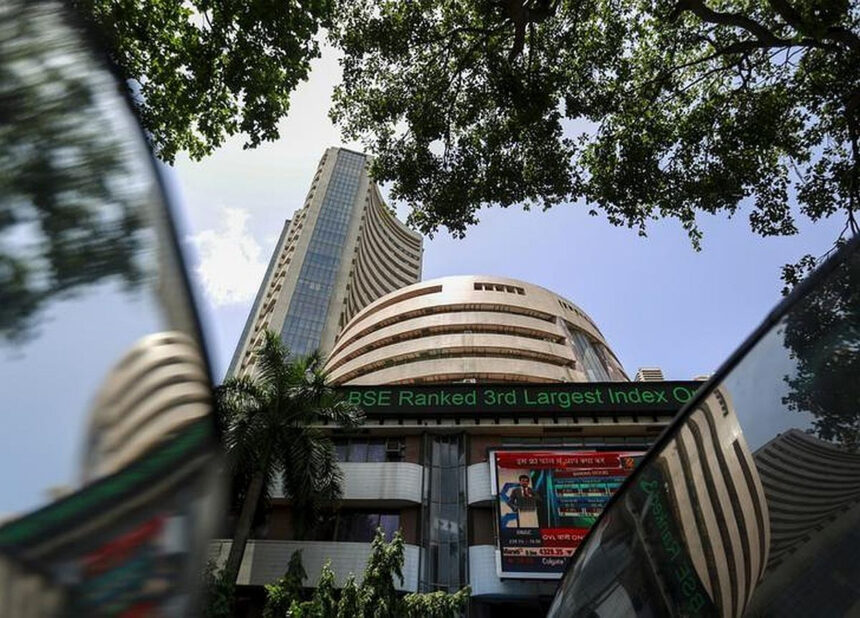 Flat Close for Market: Sensex Gains 13 Points, Nifty Hits 25,006