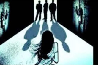 Two youths gangraped a Dalit woman: When she resisted, they beat her and broke her hand, made her unconscious by feeding her intoxicants; FIR registered