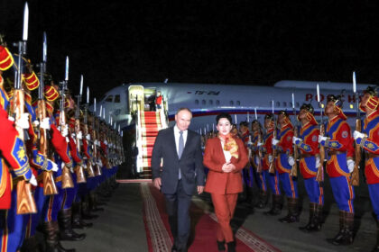 Mongolia Gives Putin a Grand Welcome Amid Arrest Worries