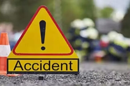 Tragic accident in Bareilly: Truck hits bike on highway, one man and two women riding a bike die